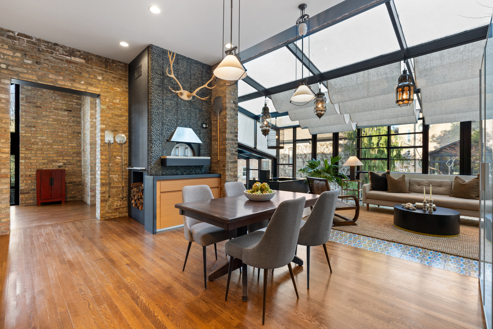 4th image of 1646 N Leavitt St, Chicago, IL 60647 | MLS# 12680743