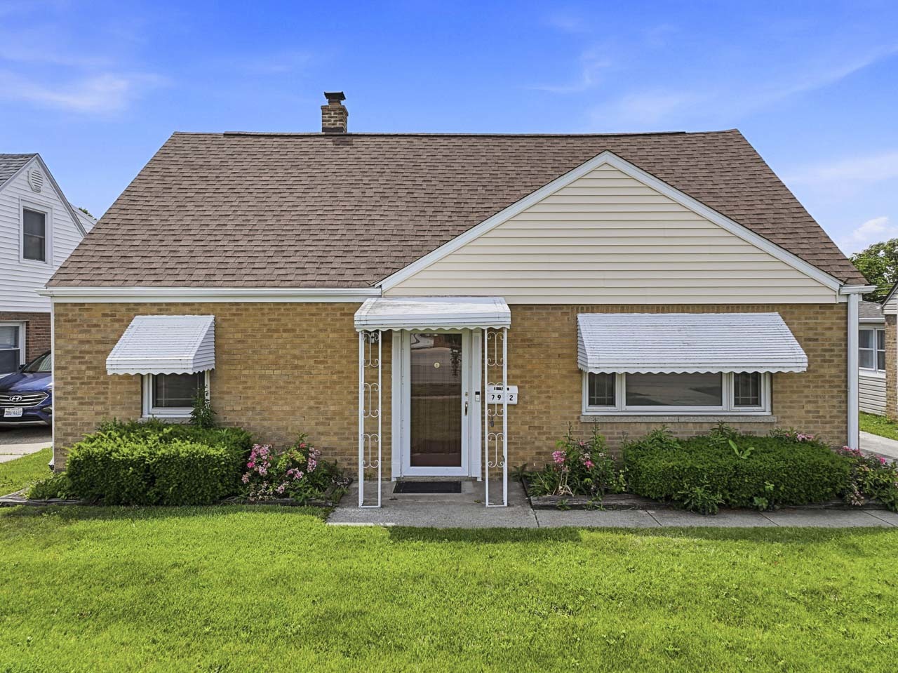 Homes for sale in Niles, IL | 7922 N Waukegan Rd, Niles, IL 60714 | MLS# 12680932