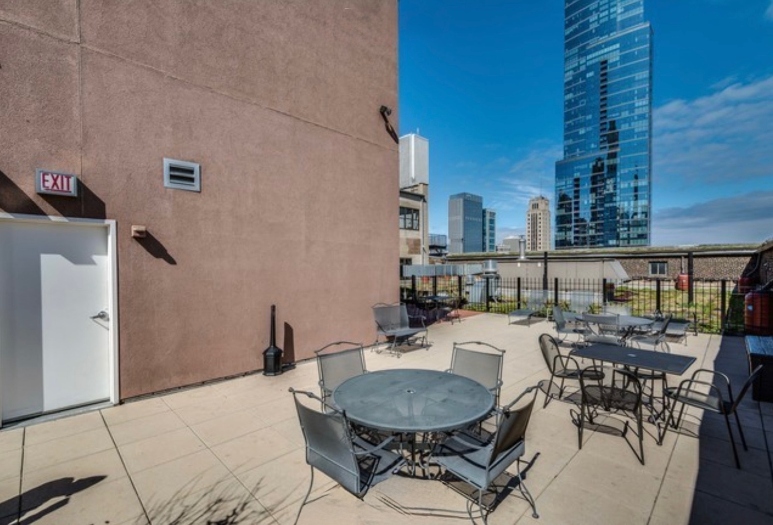 17th image of 8 W Monroe St #902, Chicago, IL 60603 | MLS# 12680974