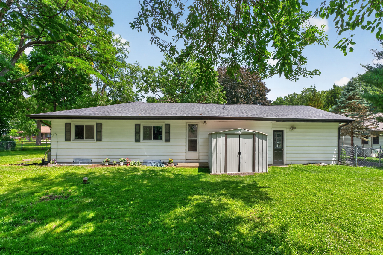 Homes for sale in Roscoe, IL | 13776 Beaver Dr, Roscoe, IL 61073 | MLS# 12681279