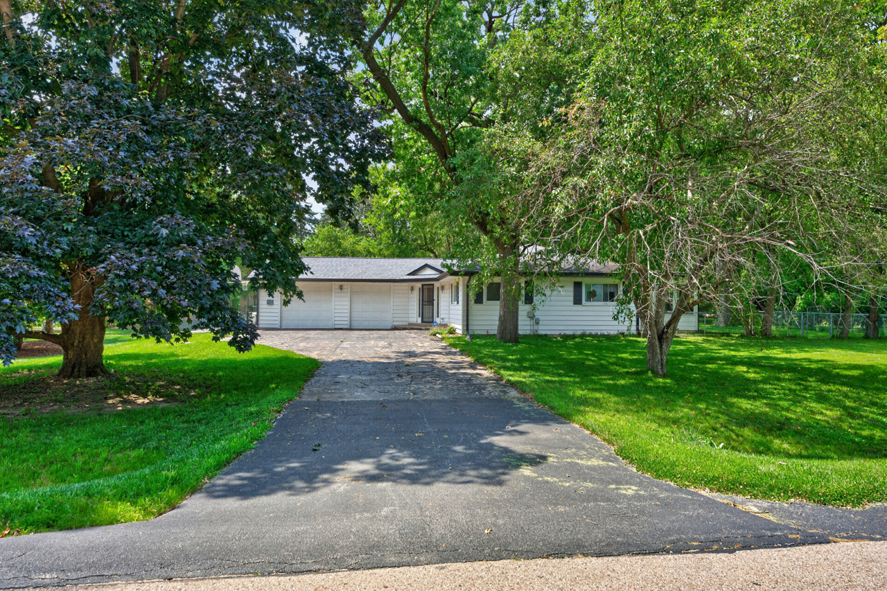 Homes for sale in Roscoe, IL | 13776 Beaver Dr, Roscoe, IL 61073 | MLS# 12681279