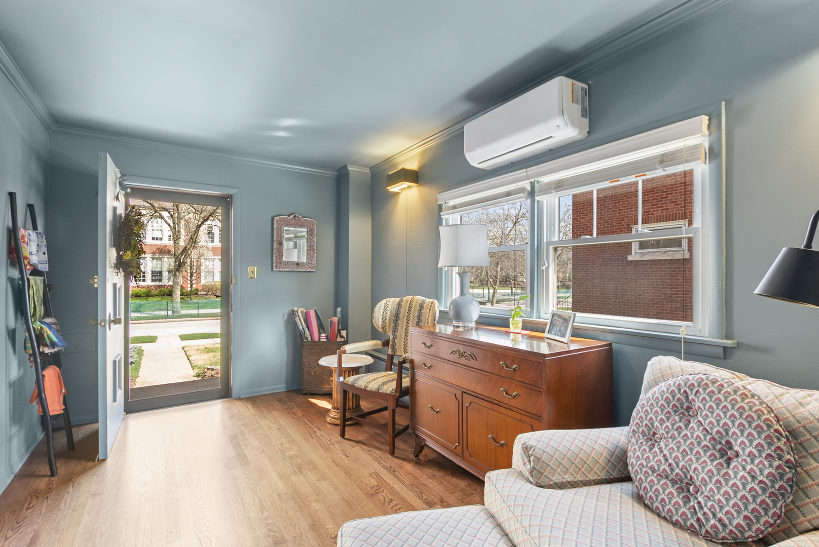 2nd image of 10024 S Leavitt St, Chicago, IL 60643 | MLS# 12681601
