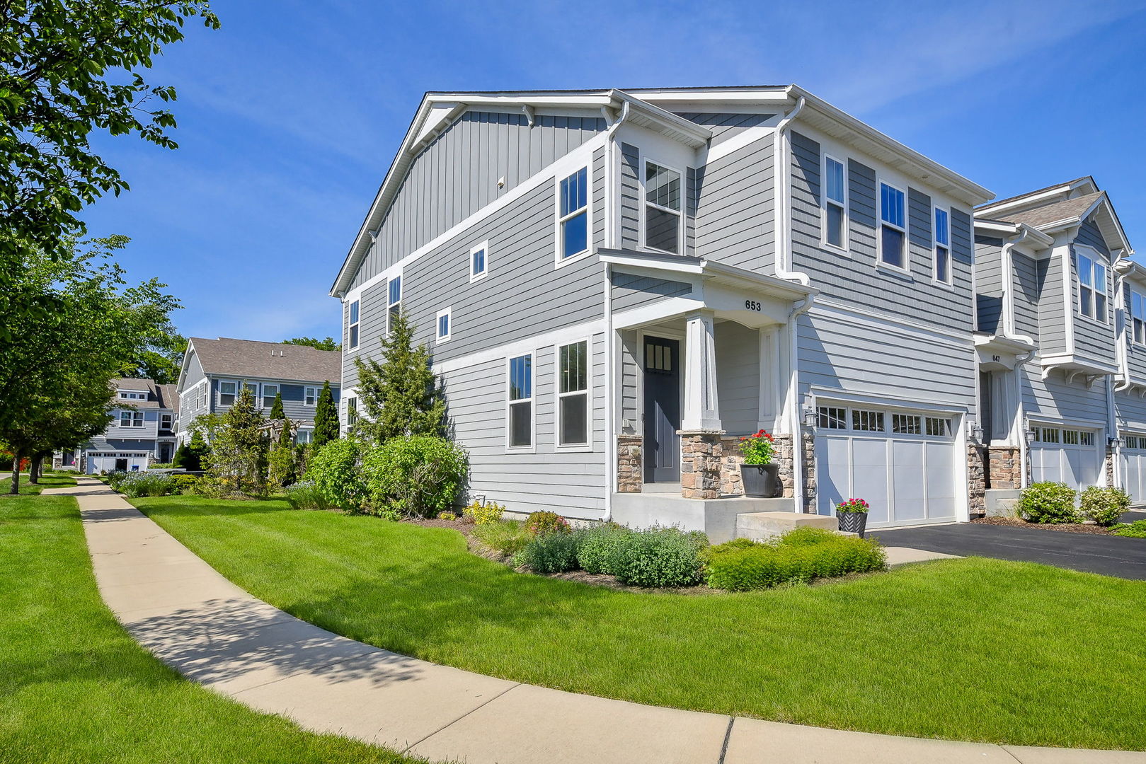Homes for sale in Geneva, IL | 653 Riverbank Dr, Geneva, IL 60134 | MLS# 12681859