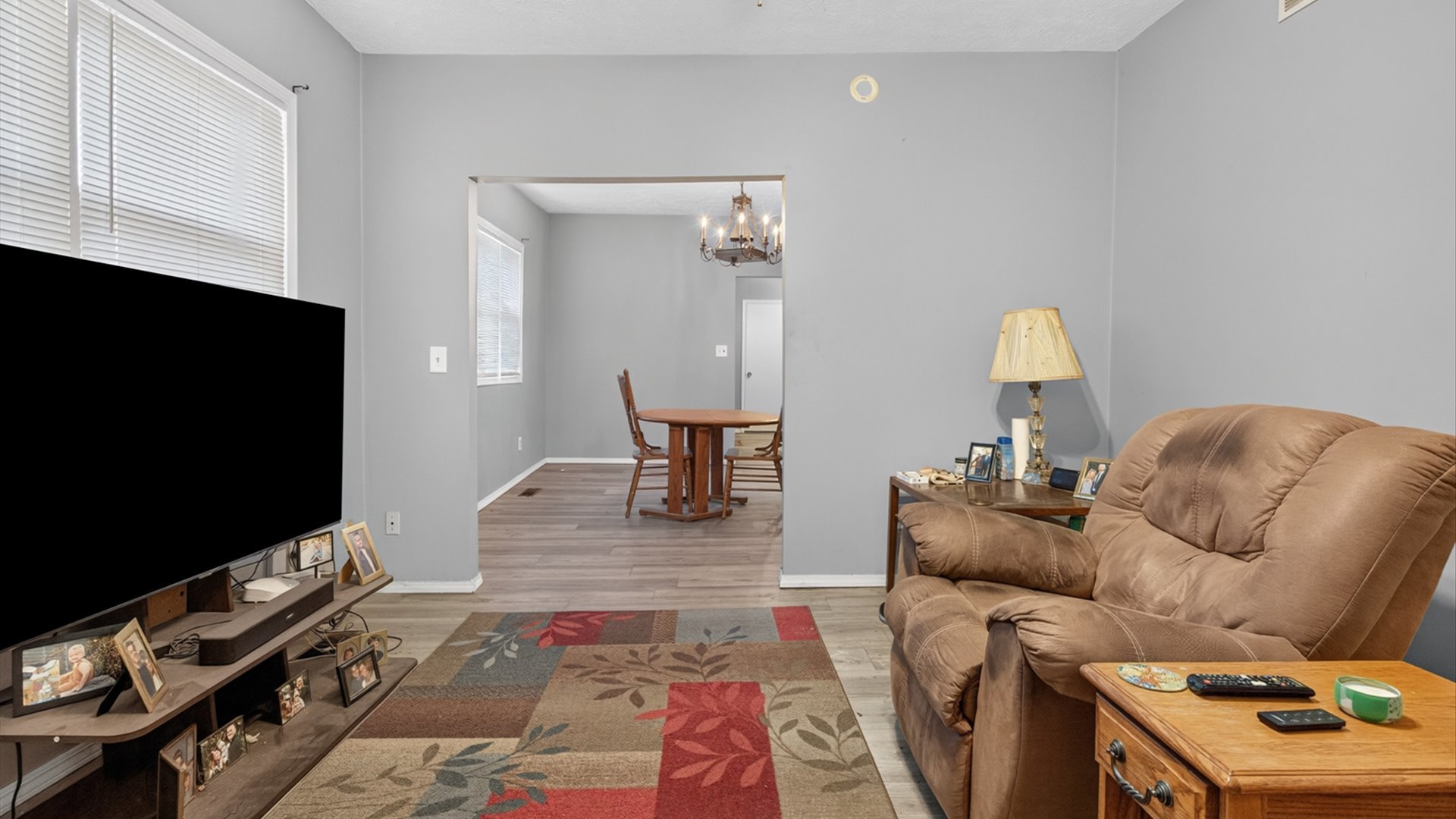 Homes for sale in Bloomington, IL | 903 Low St, Bloomington, IL 61701 | MLS# 12682093