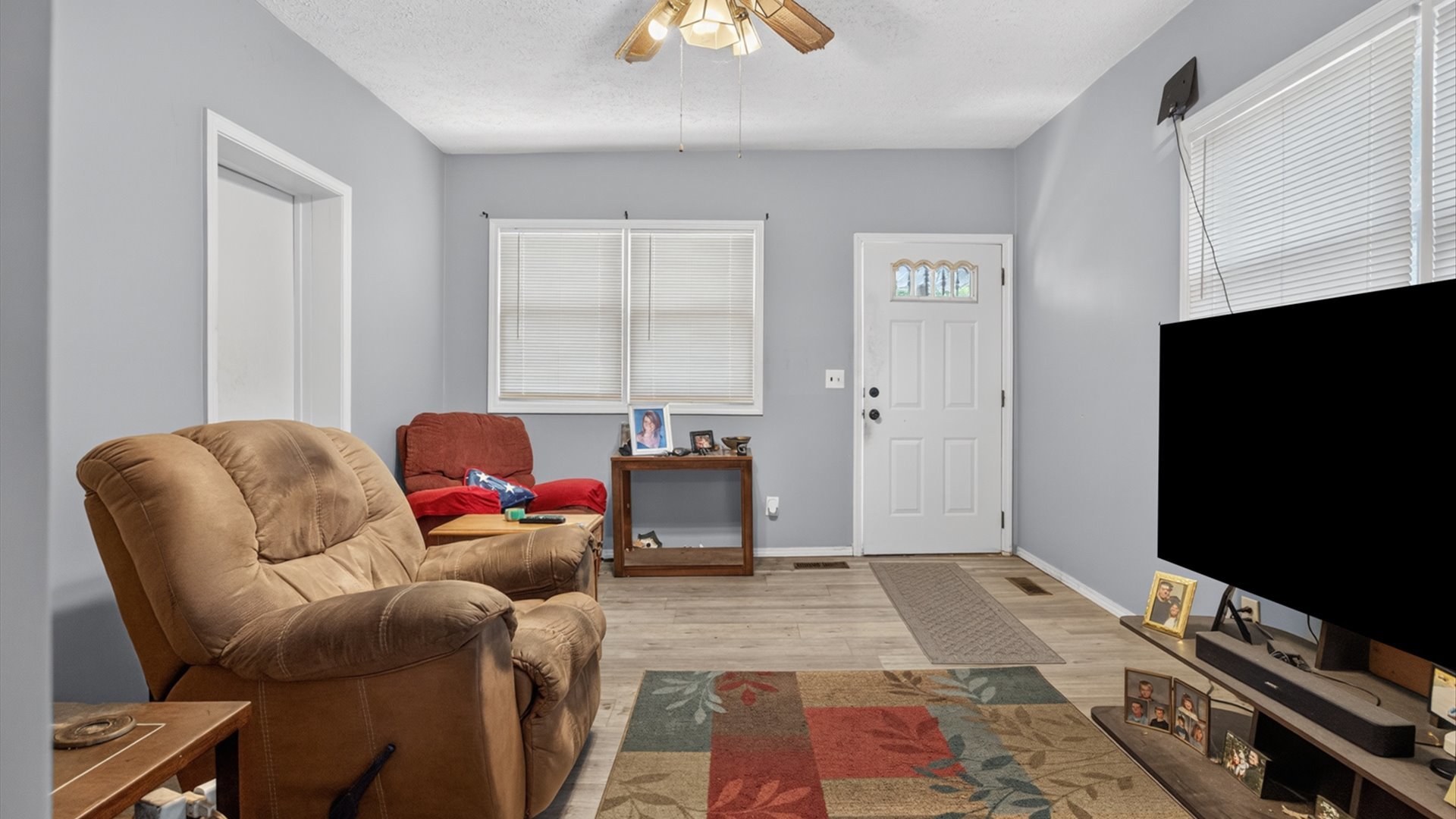 Homes for sale in Bloomington, IL | 903 Low St, Bloomington, IL 61701 | MLS# 12682093