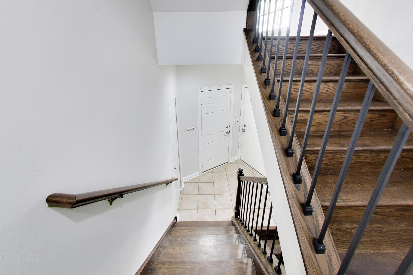 2nd image of 3821 N Milwaukee Ave #B, Chicago, IL 60641 | MLS# 12682146