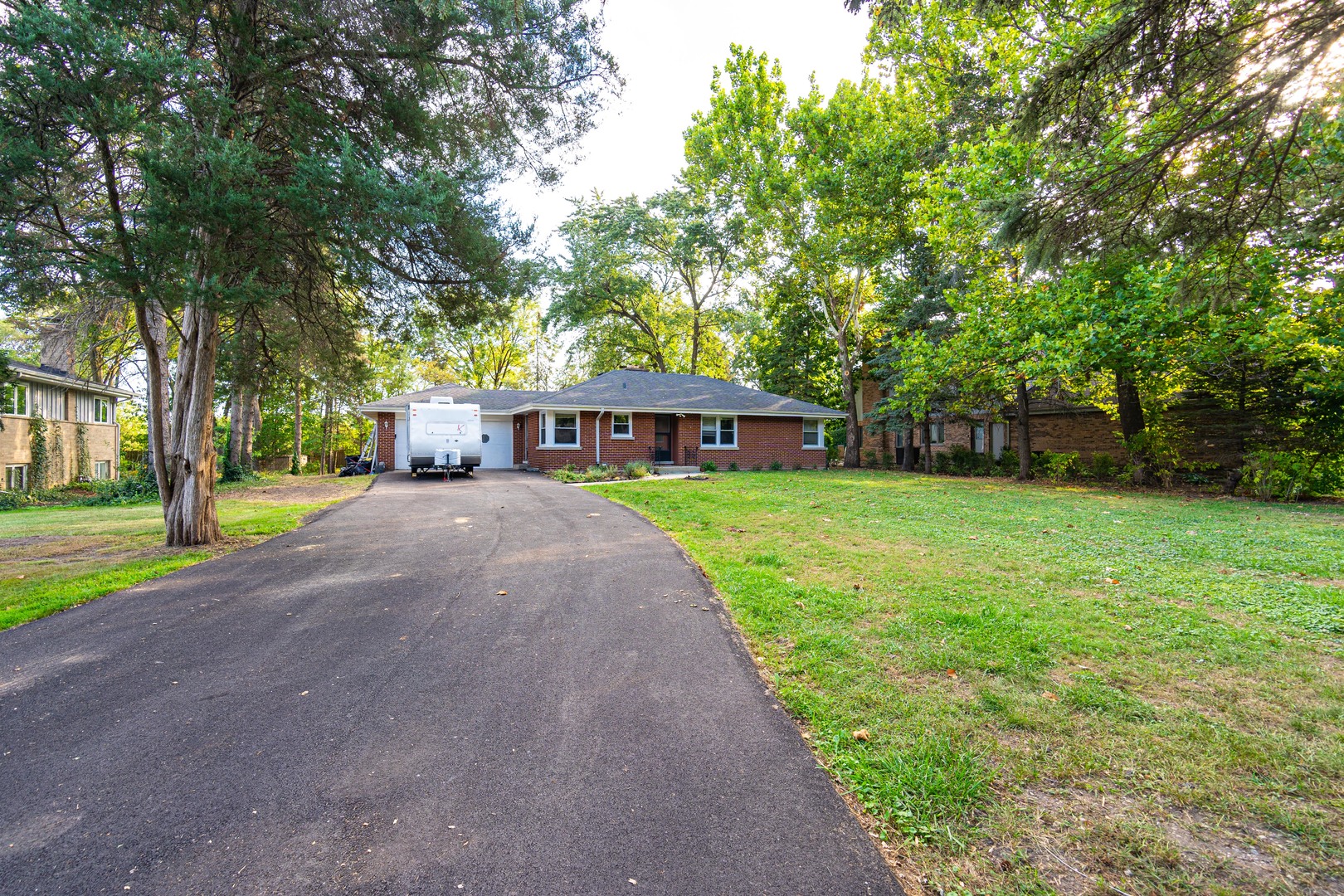 Photo 29 of Single family home for sale at 33 Briarwood Ln, Palatine, IL 60067 | MLS# 12682276 | Listing updated on 2026-09-05