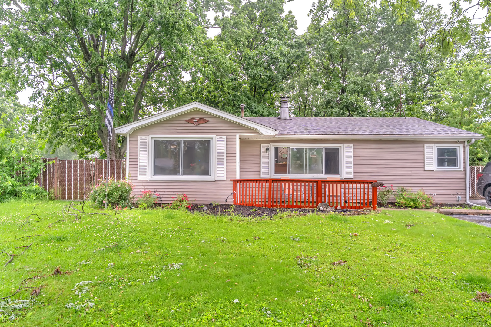 Homes for sale in Crete, IL | 442 W Auburn Ln, Crete, IL 60417 | MLS# 12682640