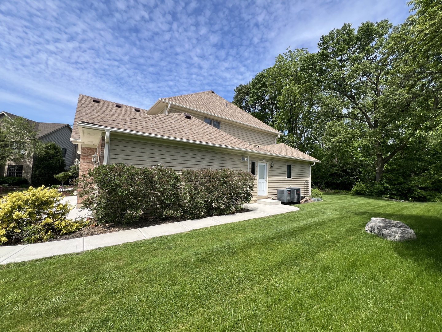 5th image of 1500 Flag Day Dr, Batavia, IL 60510 | MLS# 12683194