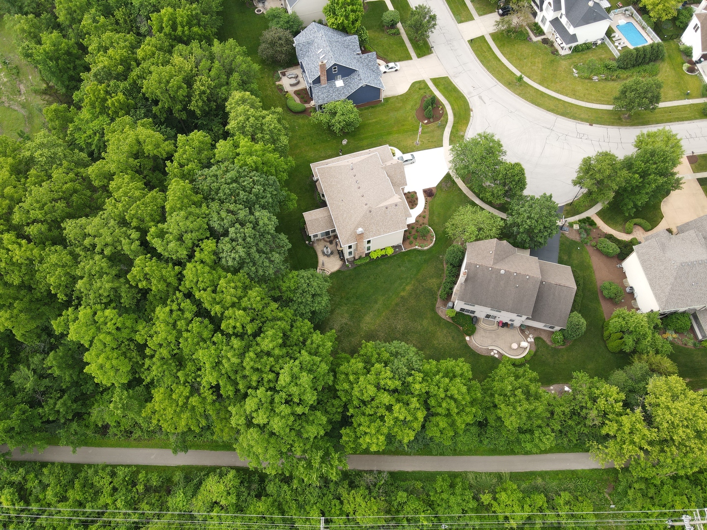 4th image of 1500 Flag Day Dr, Batavia, IL 60510 | MLS# 12683194