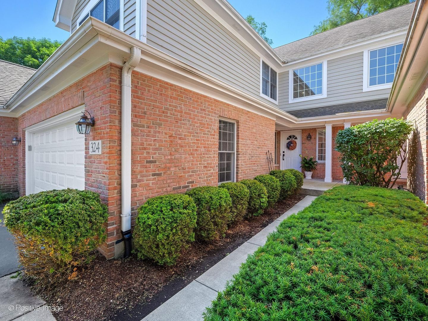 2nd image of 324 Turnberry Ln, Glen Ellyn, IL 60137 | MLS# 12683271
