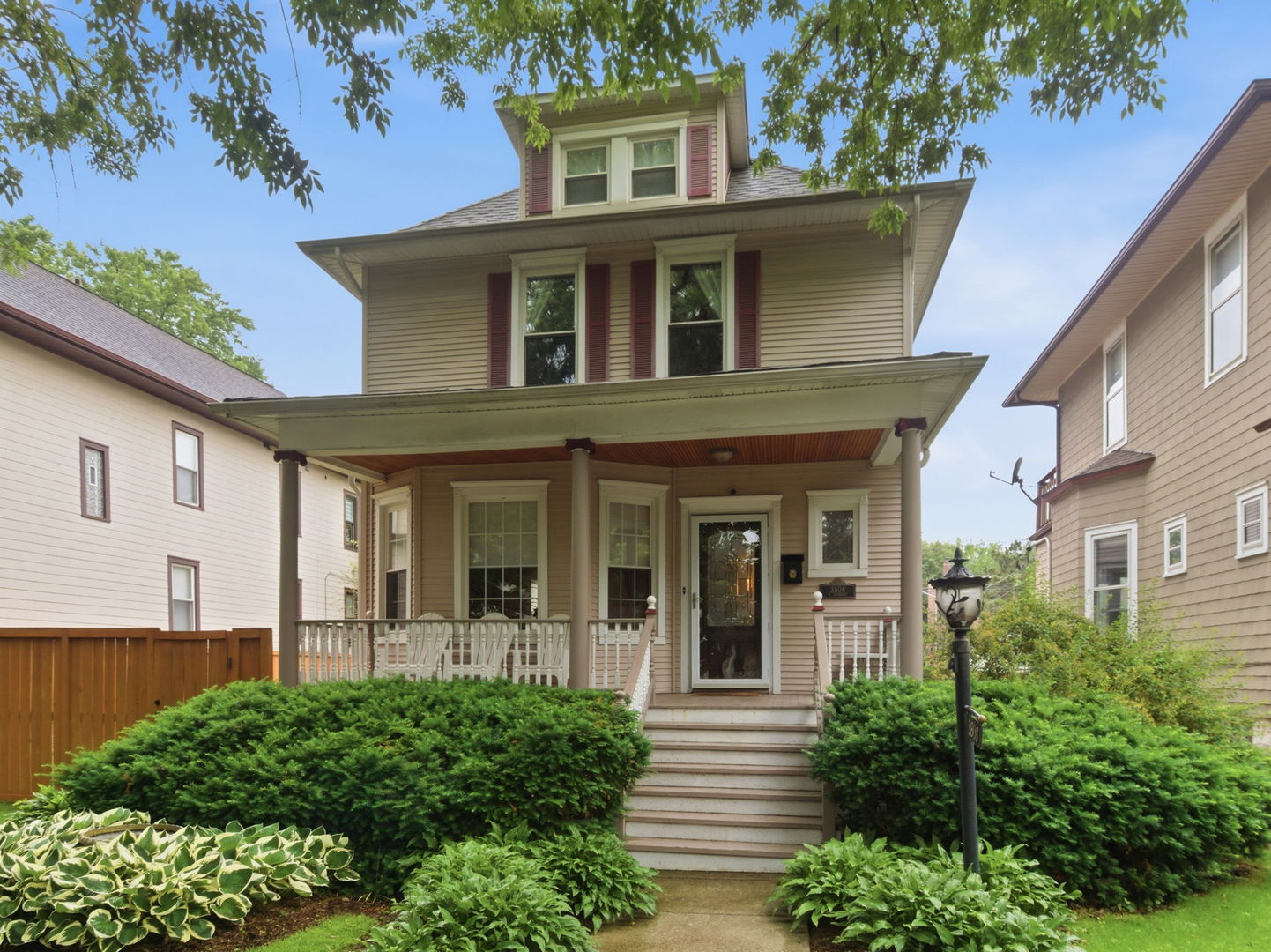Homes for sale in Chicago, IL | 3808 N Ridgeway Ave, Chicago, IL 60618 | MLS# 12683360