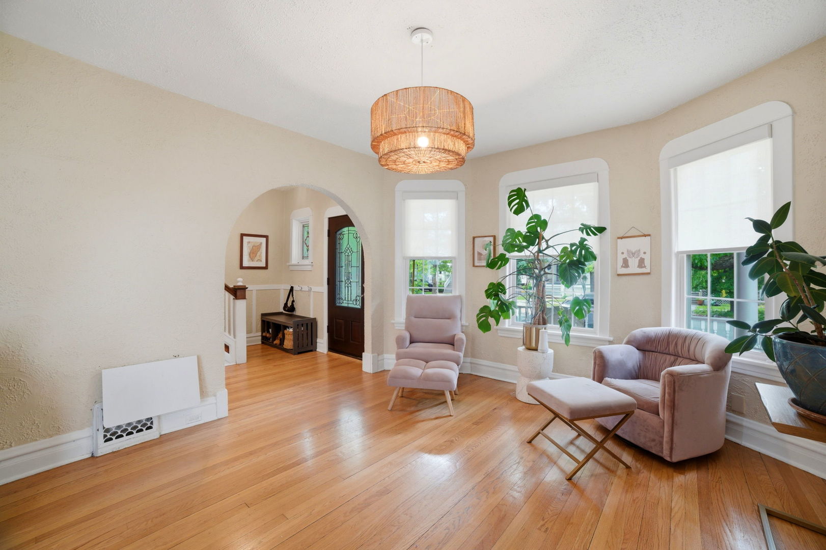 Homes for sale in Chicago, IL | 3808 N Ridgeway Ave, Chicago, IL 60618 | MLS# 12683360