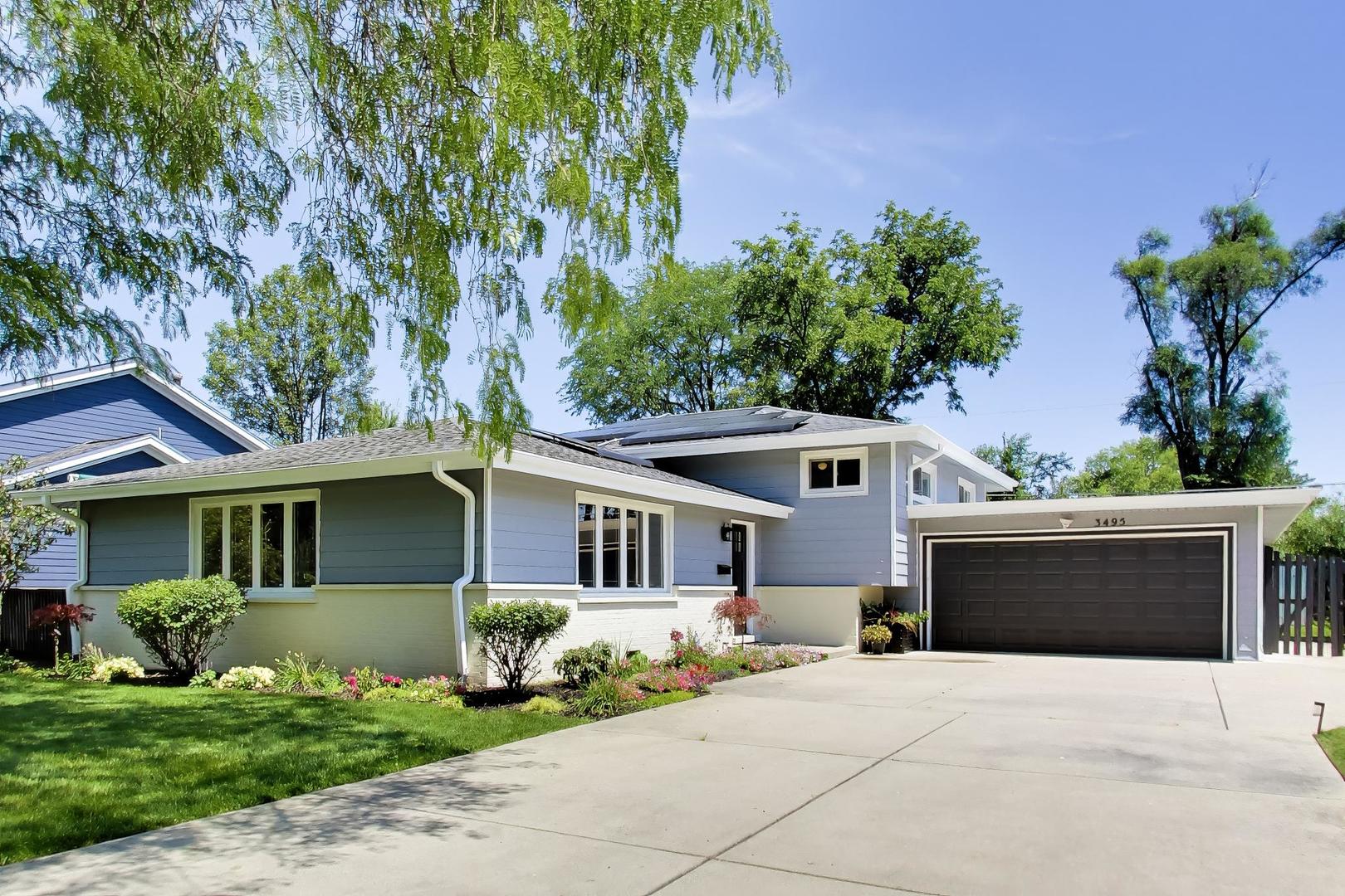 Homes for sale in Northbrook, IL | 3495 Carol Ln, Northbrook, IL 60062 | MLS# 12683432