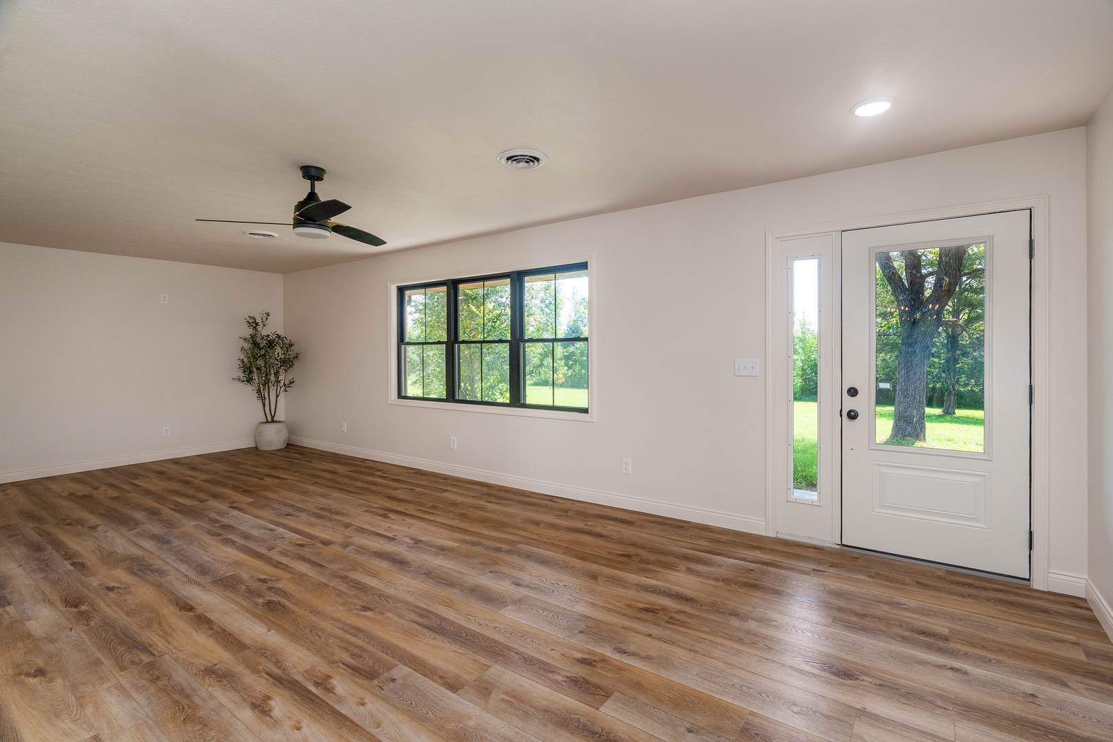5th image of 956 Auburn Ln Se, Goreville, IL 62939 | MLS# 12683465