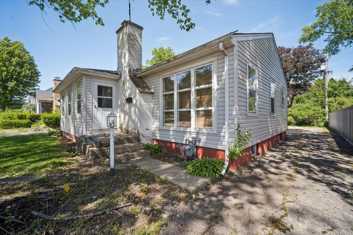 Homes for sale in Barrington, IL | 735 Prairie Ave, Barrington, IL 60010 | MLS# 12683484