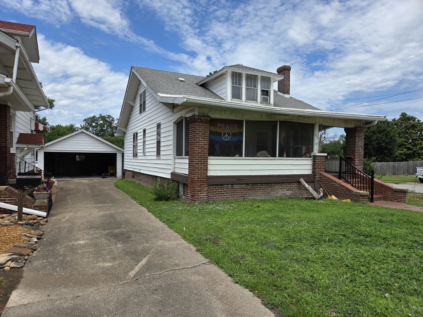 1st image of 500 W Sloan St, Harrisburg, IL 62946 | MLS# 12683524