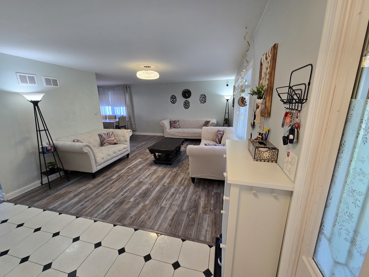 2nd image of 15606 Vista Dr, Oak Forest, IL 60452 | MLS# 12683728