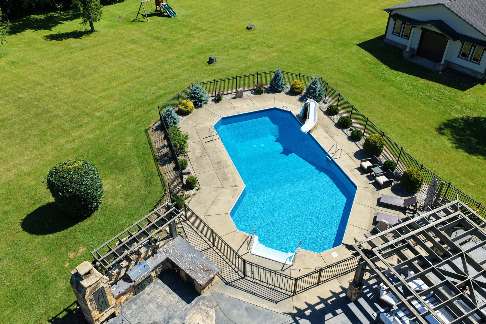 73rd image of 147 Old Dundee Rd, Barrington Hills, IL 60010 | MLS# 12683841