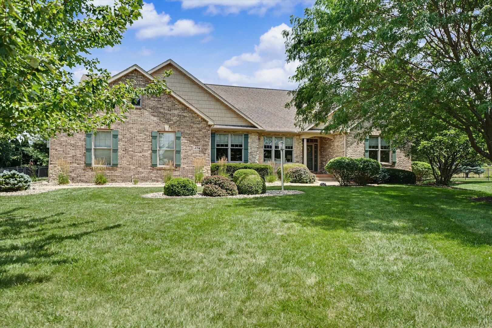 1st image of 4714 Chestnut Grove Dr, Champaign, IL 61822 | MLS# 12684232