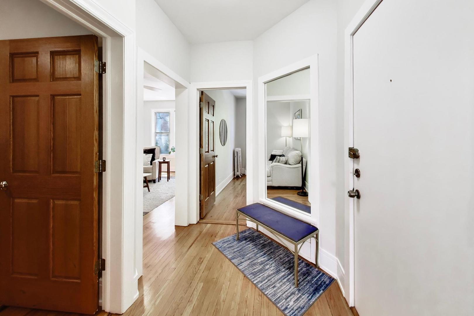 4th image of 5251 N Winthrop Ave, Chicago, IL 60640