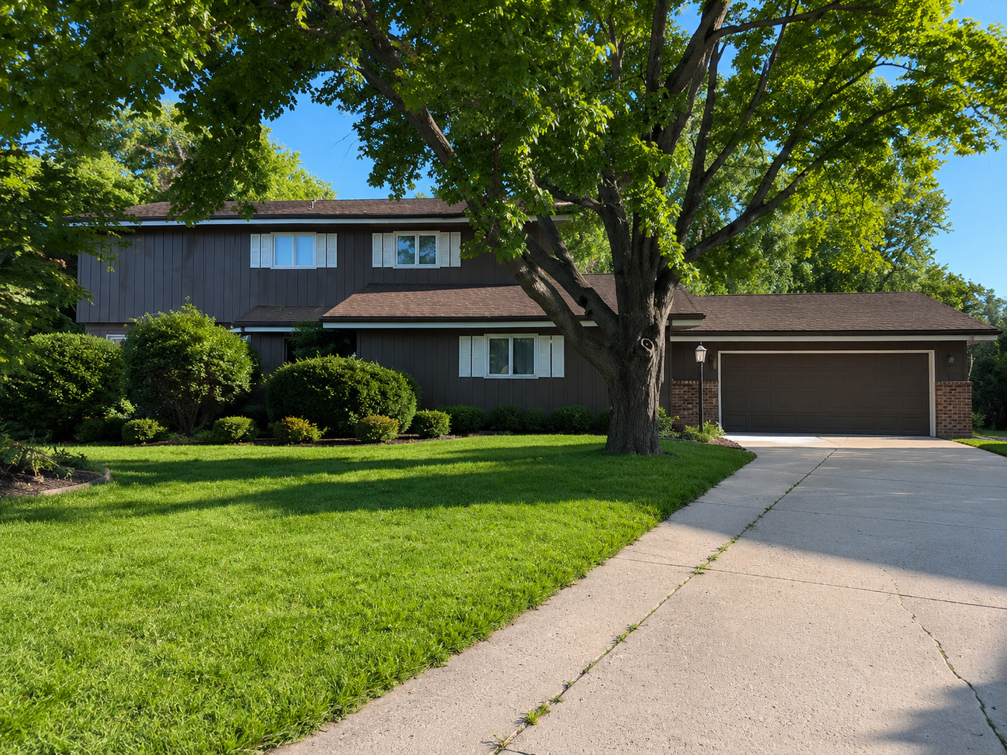 Homes for sale in Downers Grove, IL | 3636 Quince Ct, Downers Grove, IL 60515 | MLS# 12684321