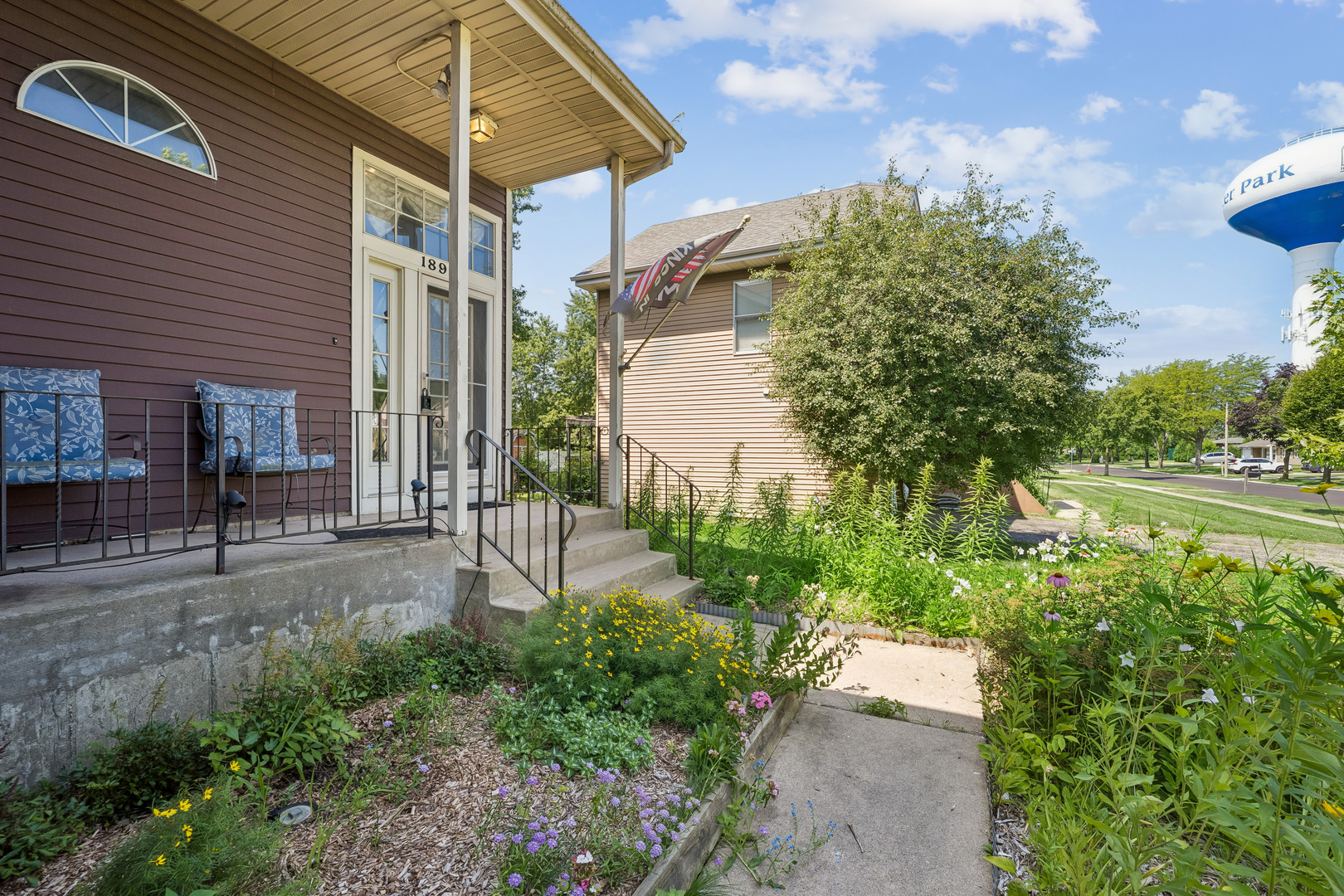 Homes for sale in Hanover Park, IL | 1895 Eastman Ln, Hanover Park, IL 60133 | MLS# 12684345