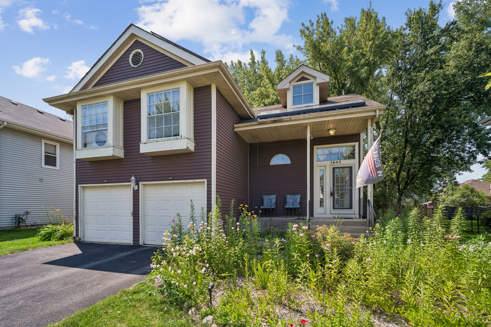 Homes for sale in Hanover Park, IL | 1895 Eastman Ln, Hanover Park, IL 60133 | MLS# 12684345