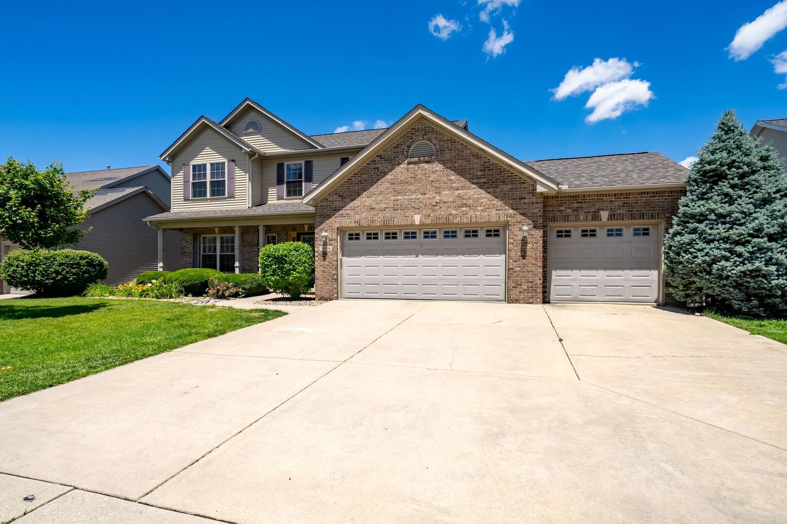 1st image of 3914 Brookline Ln, Bloomington, IL 61705 | MLS# 12684496