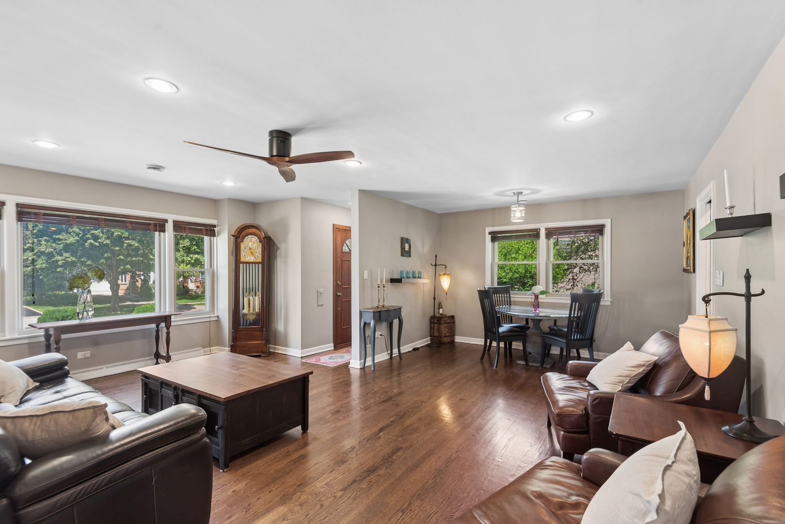 Homes for sale in Park Ridge, IL | 1901 Newton Ave, Park Ridge, IL 60068 | MLS# 12684513