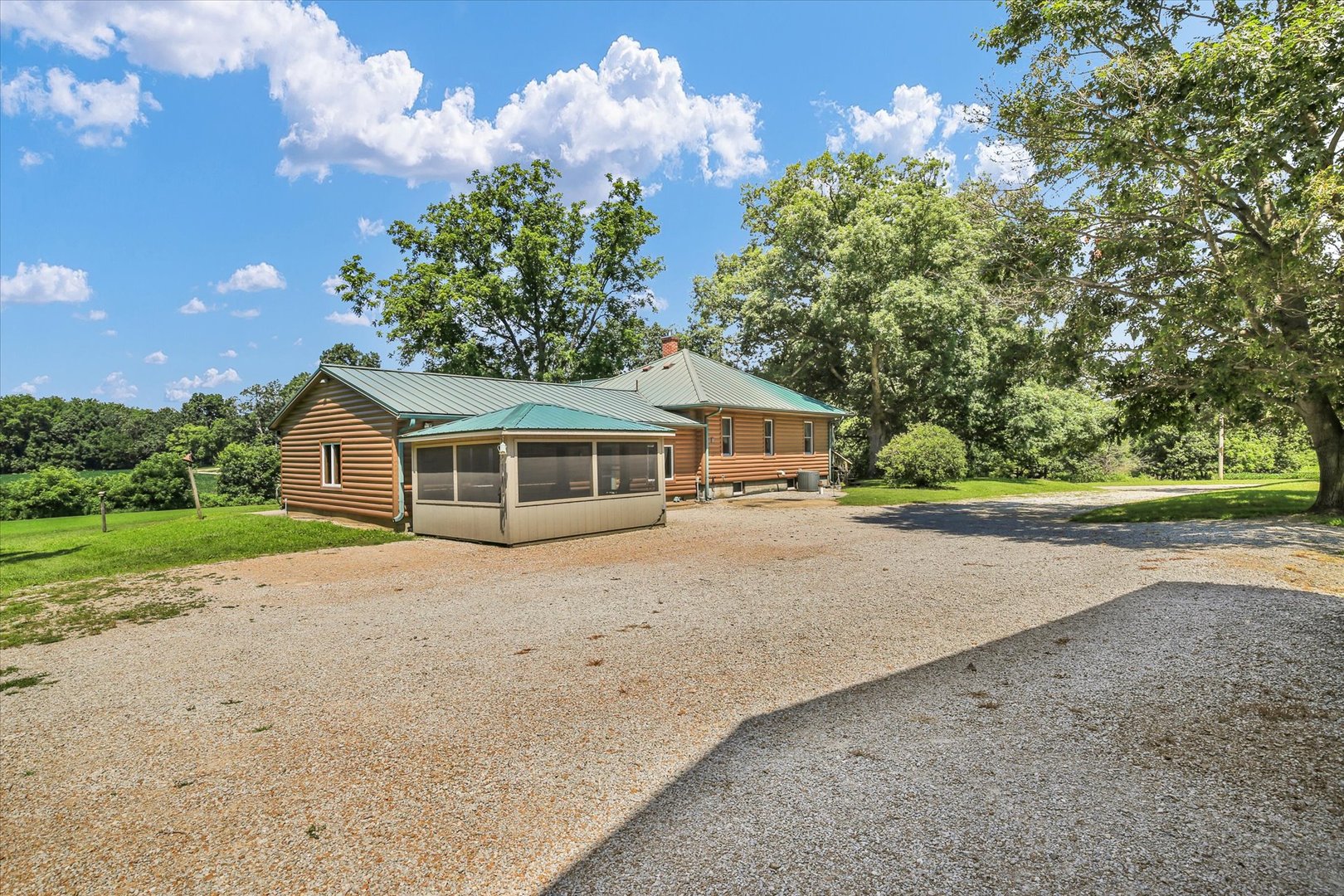 Homes for sale in Monticello, IL | 675 E 1950 North Rd, Monticello, IL 61856 | MLS# 12684886