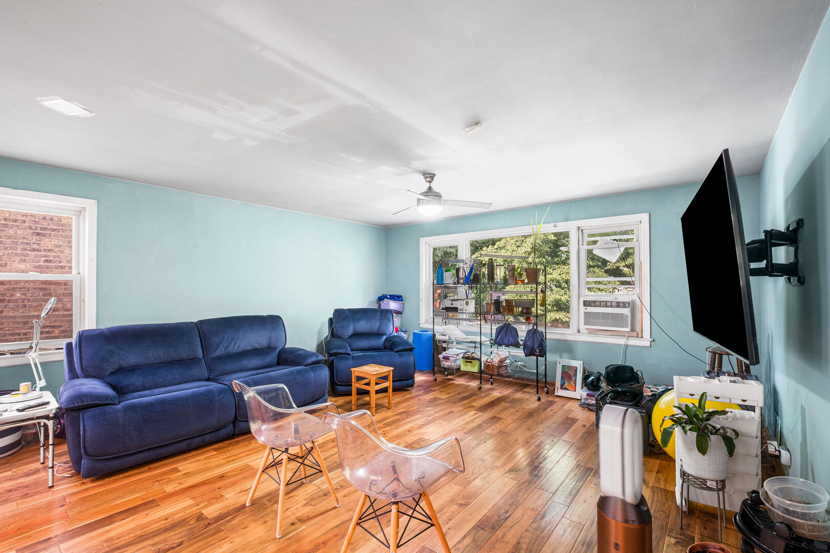 3rd image of 136 Callan Ave, Evanston, IL 60202 | MLS# 12684943