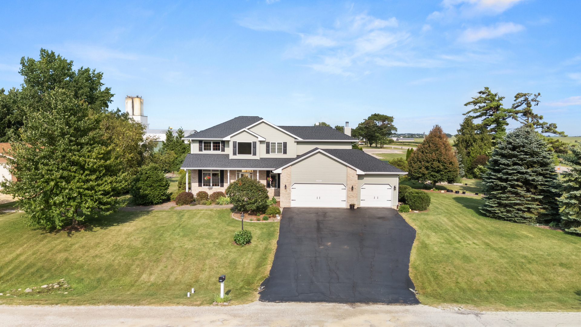 Homes for sale in Kirkland, IL | 101 Hickory Ln, Kirkland, IL 60146 | MLS# 12685260