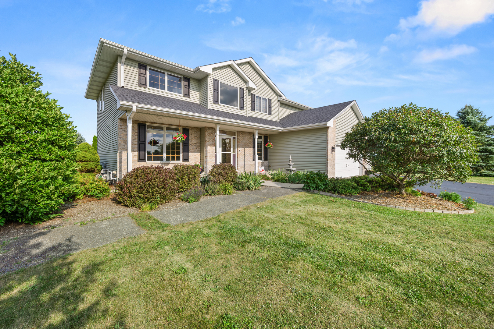 Homes for sale in Kirkland, IL | 101 Hickory Ln, Kirkland, IL 60146 | MLS# 12685260