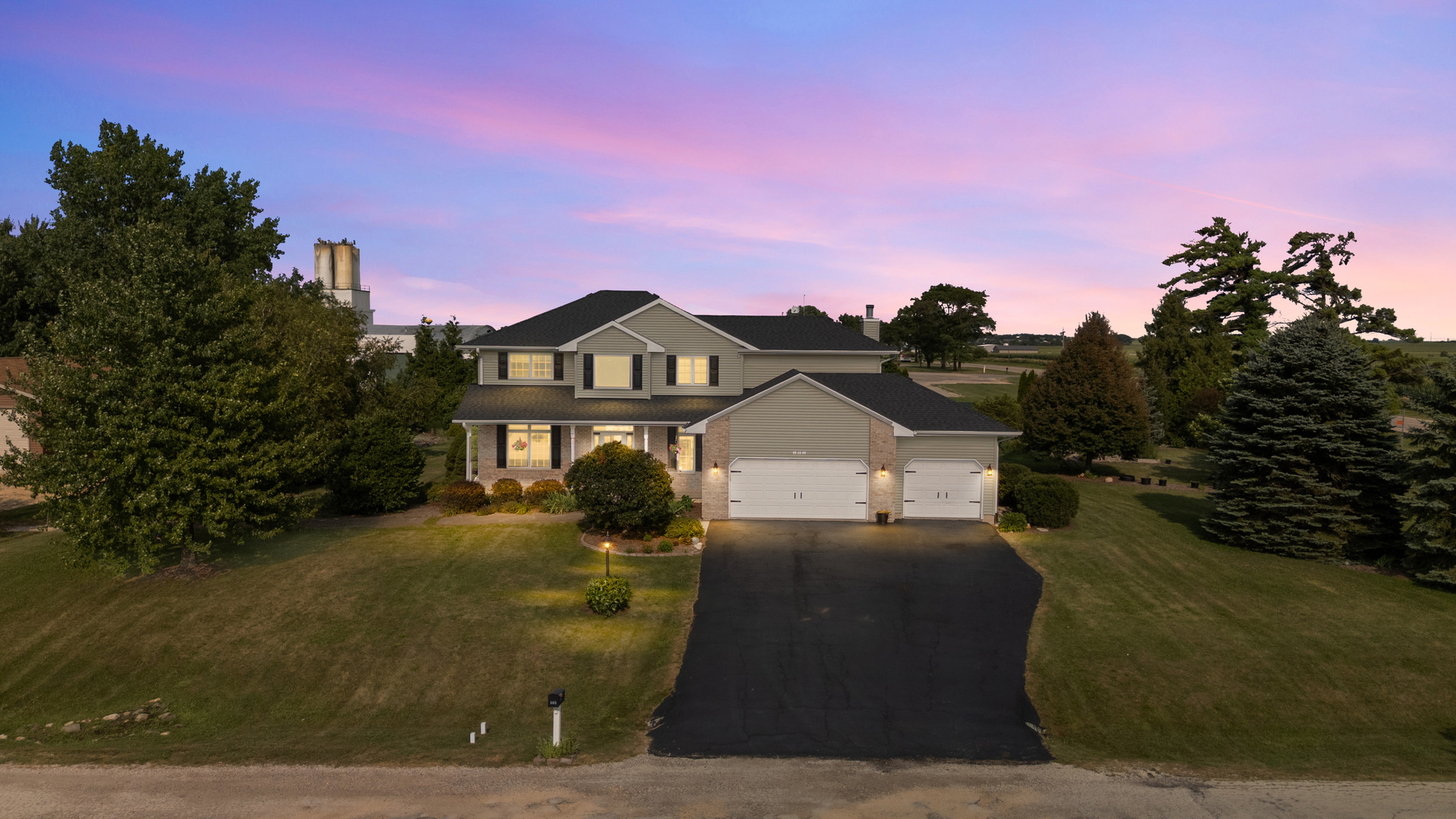Homes for sale in Kirkland, IL | 101 Hickory Ln, Kirkland, IL 60146 | MLS# 12685260