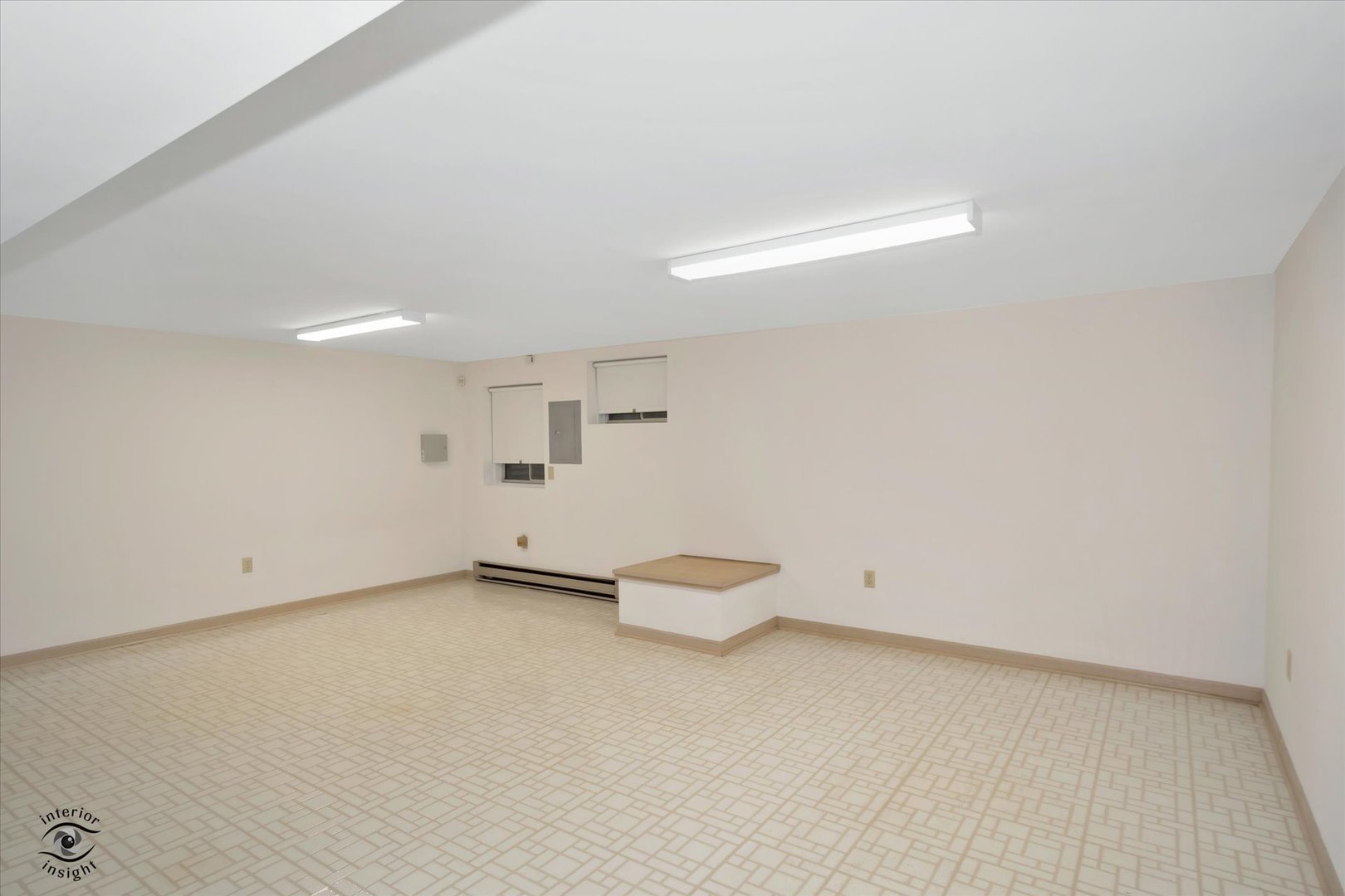 image of 572 Bradbury Ln, Geneva, IL 60134