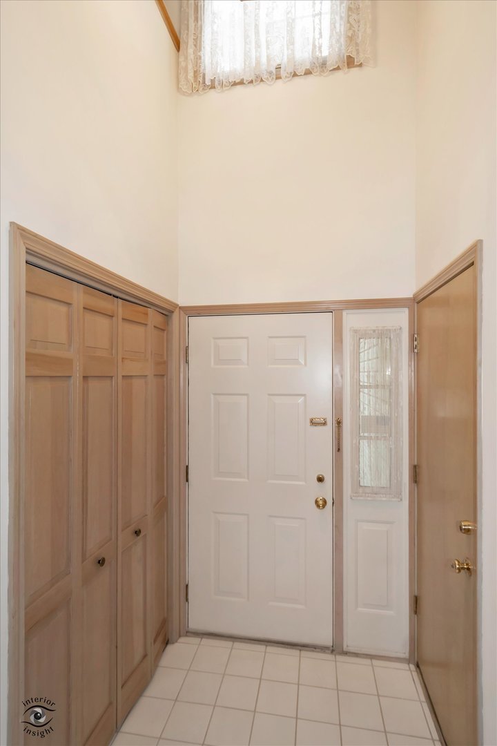 image of 572 Bradbury Ln #572, Geneva, IL 60134 | MLS# 12685528