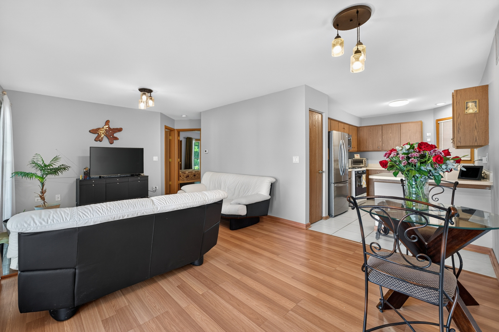 Homes for sale in Arlington Heights, IL | 2020 N Stillwater Rd #2020, Arlington Heights, IL 60004 | MLS# 12685725