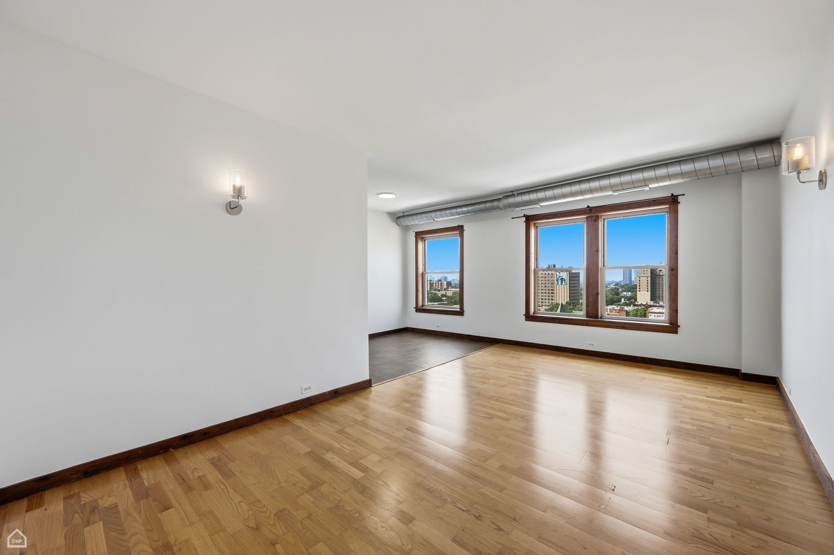 3rd image of 5400 S Harper Ave, Chicago, IL 60615