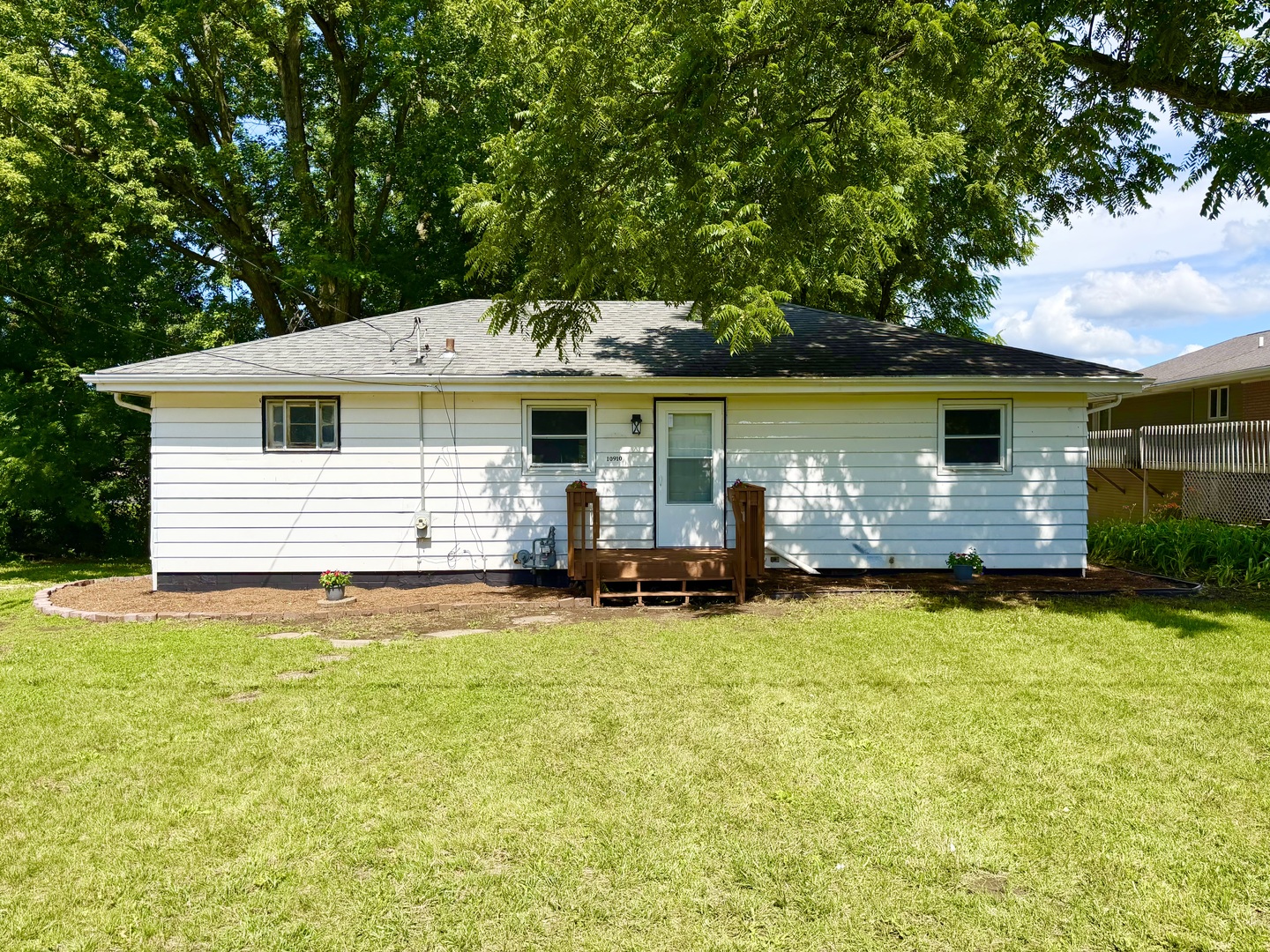 Homes for sale in Machesney Park, IL | 10910 Ventura Blvd, Machesney Park, IL 61115 | MLS# 12686513