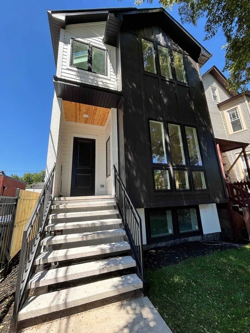 1st image of 1914 N Rockwell St, Chicago, IL 60647 | MLS# 12686543