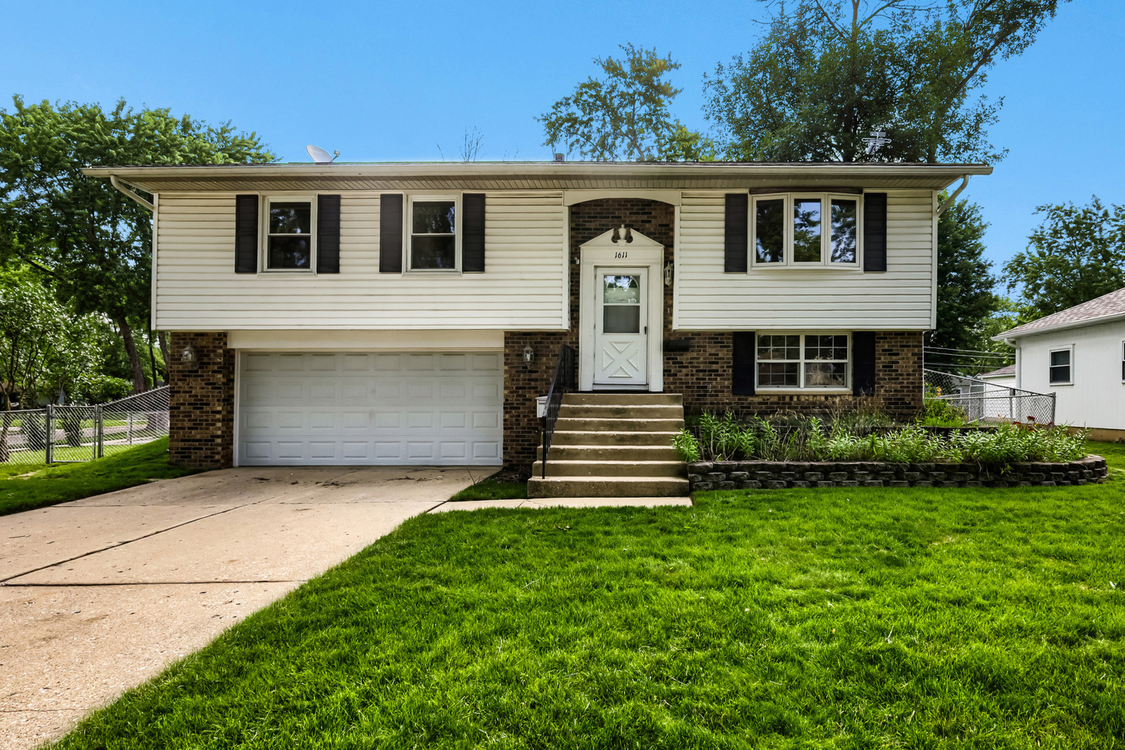 2nd image of (Undisclosed), Streamwood, IL 60107 | MLS# 12686591