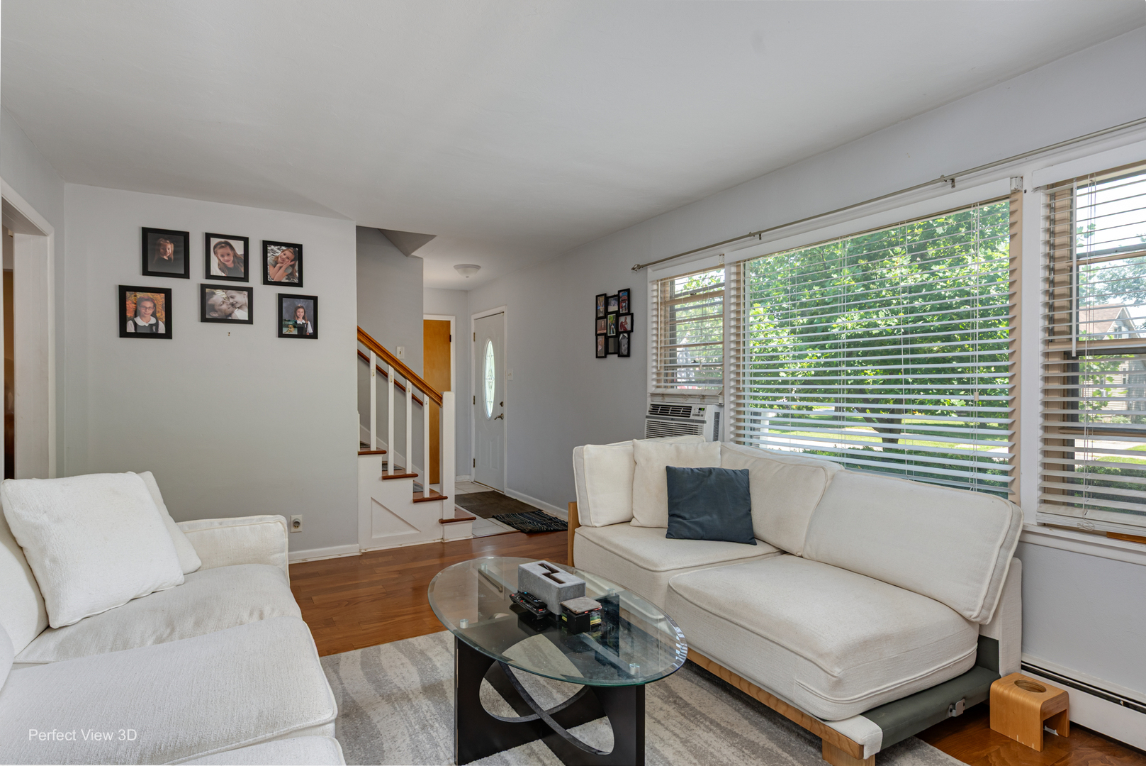 3rd image of 935 N Webster St, Naperville, IL 60563 | MLS# 12687673