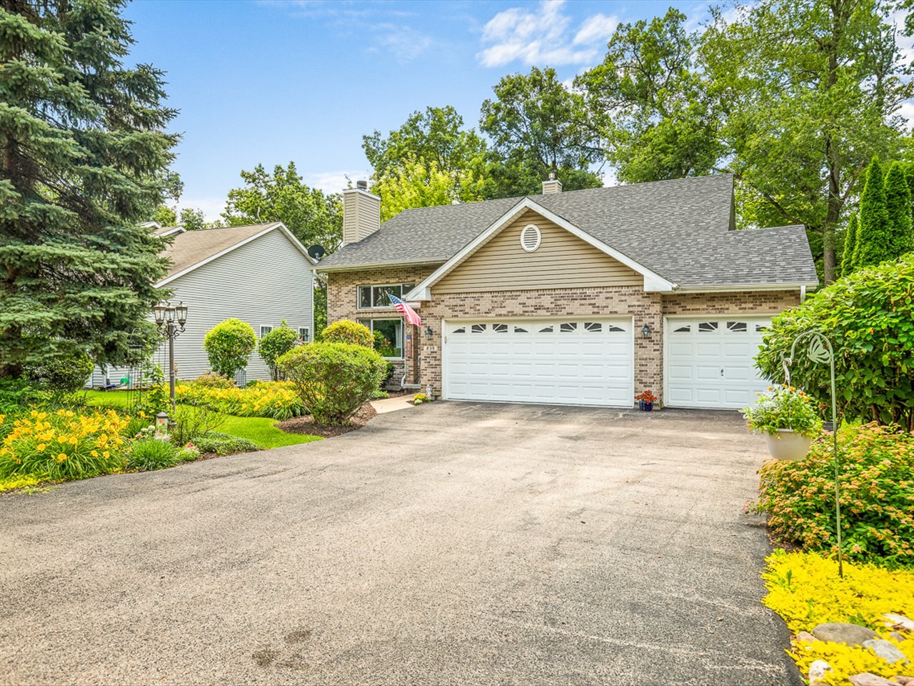 Homes for sale in Poplar Grove, IL | 239 Rochester Rd, Poplar Grove, IL 61065 | MLS# 12688206