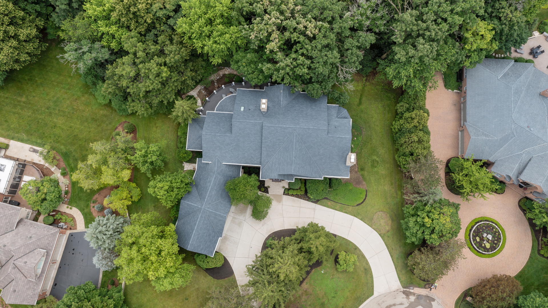 2nd image of 3 Hillburn Ct, North Barrington, IL 60010 | MLS# 12688325