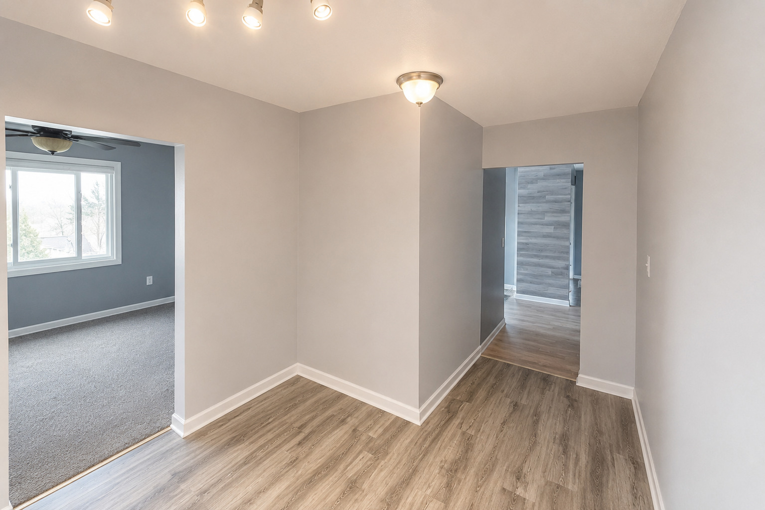 5th image of 5500 Lincoln Ave #510-E, Morton Grove, IL 60053 | MLS# 12688361