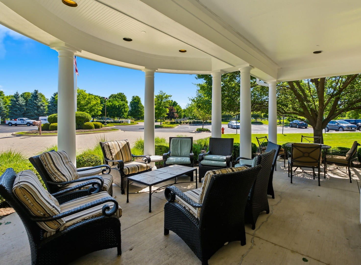 31st image of 263 Lakeshore Dr, Oswego, IL 60543 | MLS# 12688501