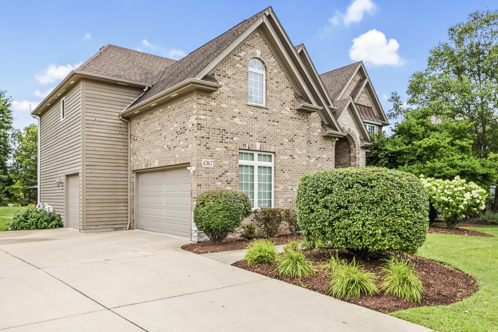 4th image of 4767 Sassafras Ln, Naperville, IL 60564 | MLS# 12688641