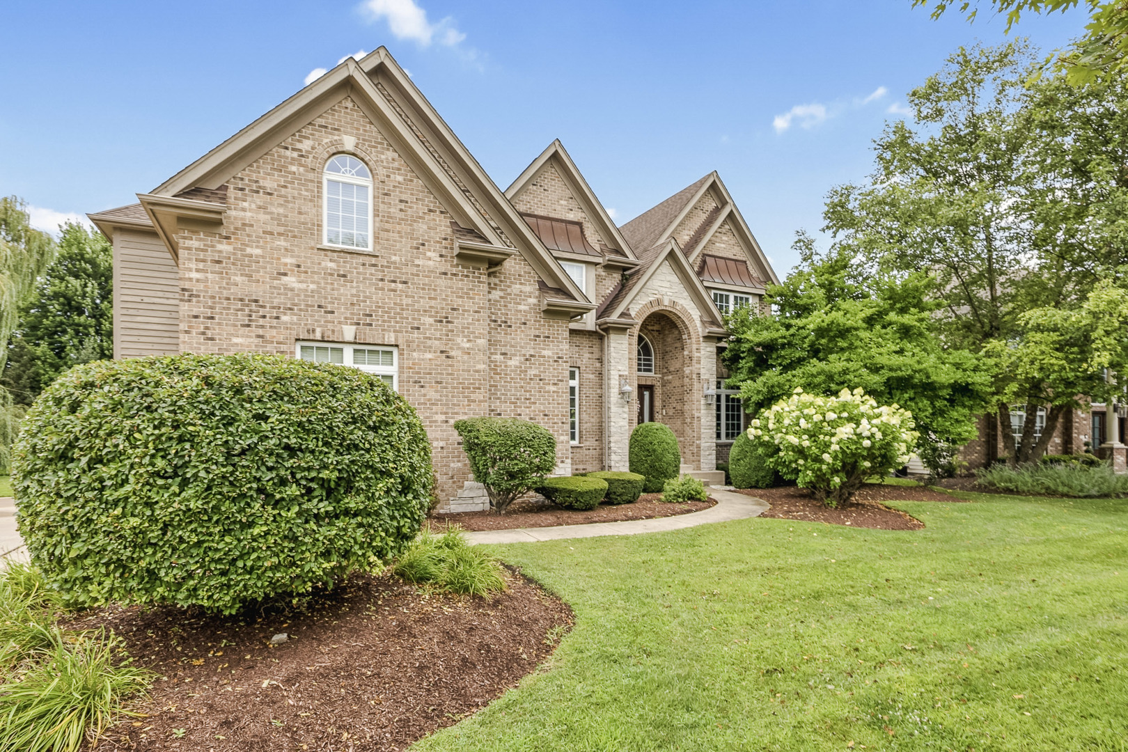 3rd image of 4767 Sassafras Ln, Naperville, IL 60564 | MLS# 12688641