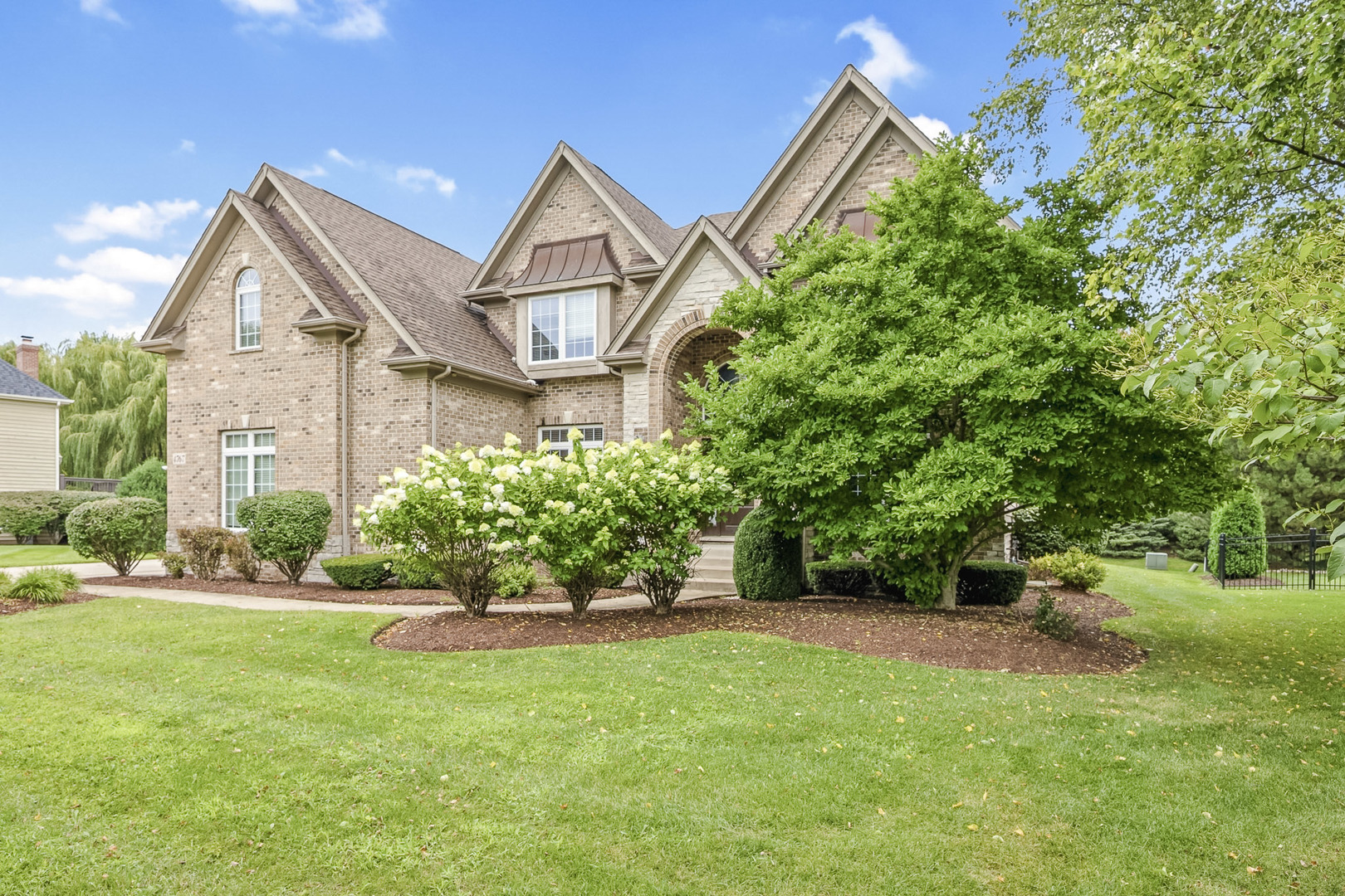 2nd image of 4767 Sassafras Ln, Naperville, IL 60564 | MLS# 12688641